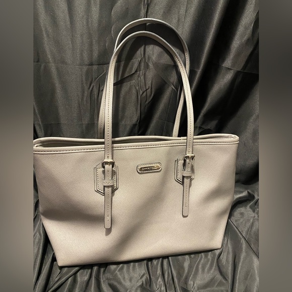 Dana Buchman Handbags - Grey Dana Buchman tote. EXCELLENT CONDITION.